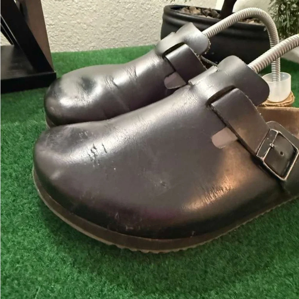 Birkenstock Boston Black Leather Slip-On Sandals - Picture 6 of 9